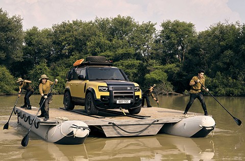 Land Rover představil nový Defender 110 Trophy Edition